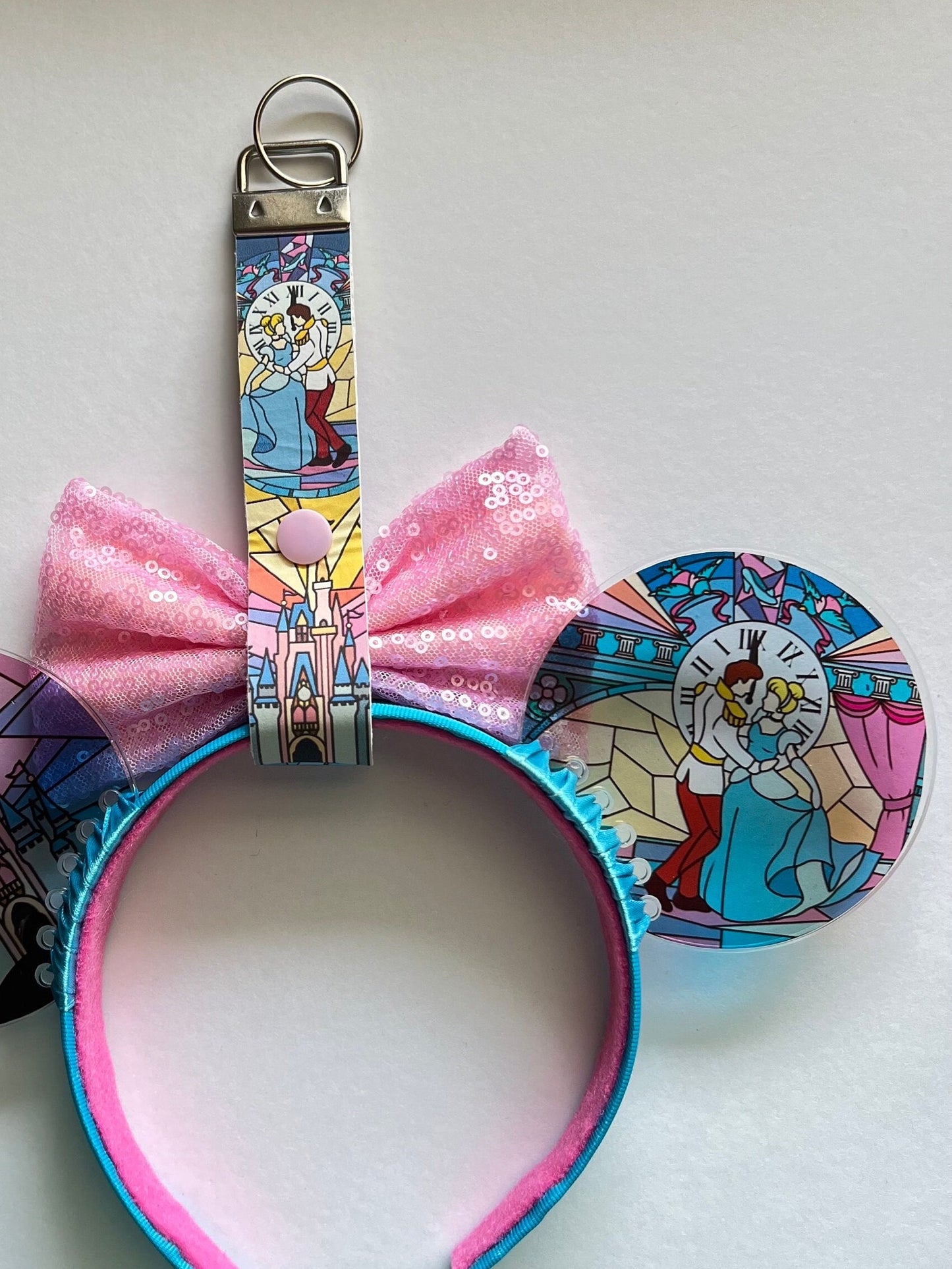 Cinderella keychain/ key fob/ disney mouse ear holder Cinderella castle inspired