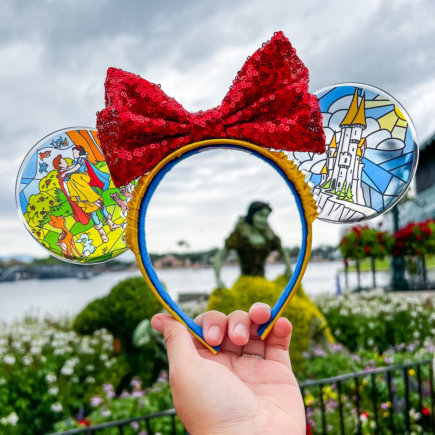 Snow White Mouse Ears / faux Stained glass Snowwhite and prince florian / resin ears